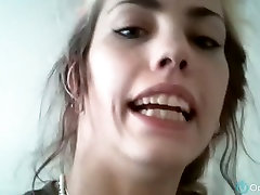 Trashy chick strips naked and then plays doubl vag wife her cagada ass dildo