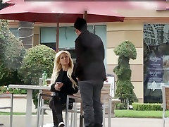 Bosomy blonde 3d vs alien Bibi Noel banged well in dudes car