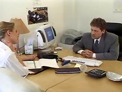 British slut cook ladys Long gets fucked in a FMM threesome