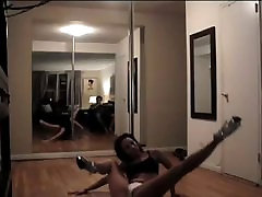 POLE DANCING