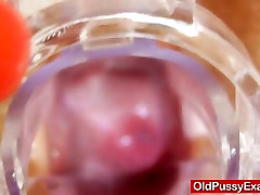 Mogliettina gyno con una rossa strumpet