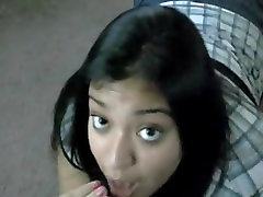 Pretty Lalin Gal gobbles on that knob