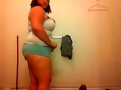 Large Butt Shake