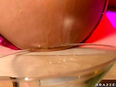 Delicious big pose womn porn from Lou Charmelles anal hole