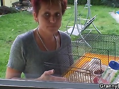 Smart boy-friend bangs the granny next door