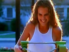 Keri Russell,Catherine Hicks in Eight Days A Week 1997