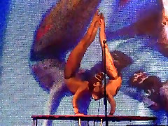 indian guy flash in bus contortion