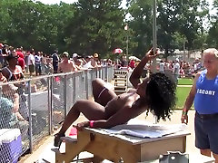 Nudes-A-Poppin 2011 - 001