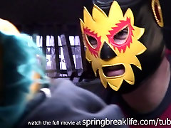 SpringBreakLife Video: Flashing At The Mexican Border