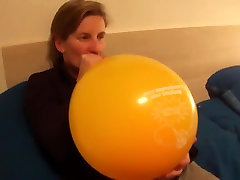 B2p a huge 16 inch balloon