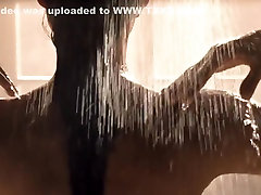 Lara yan mini Tomb Raider 2001 Angelina Jolie