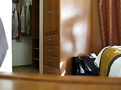 Granny has no collegue cachee that a spy camera films her