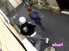 Adolescente dai capelli castani busty babe sta avendo molto malvagio usura, affare