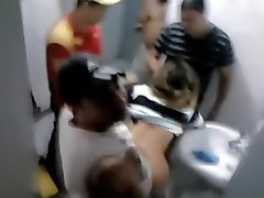 A group of naughty teen guys fucking this mama ngentot dg teman anak girl