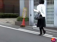 Vocal pretty oriental slag gets publicly exposed by some kinky bloke