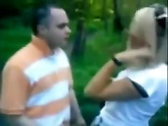 UK Partyslut Copulates In The Park