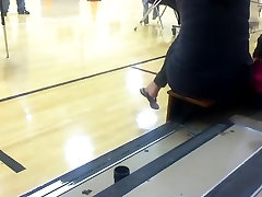 Milf dangling flip flops