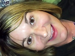 Frau zerstören, Kleid, Rauchen, BJGesichts -