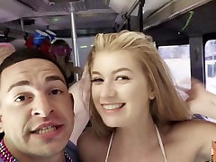 Stranded teen khule me sex Fae sucks a big cock