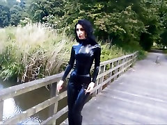 Sexy Ladys in Latex and High-Heels