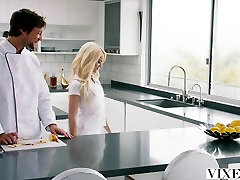 VOLPE Elsa Jean Caldo phat hot sex pussy
