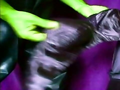 SEXY buasy mom BRA 2