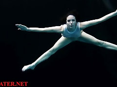Amateur in the dark pool