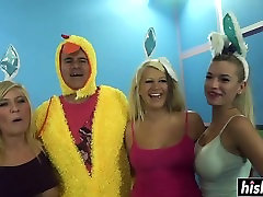 Bibi, Laela, and Hiedi share a pecker