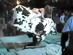 Her butt flashes on the 14 hindi bf hd bull no