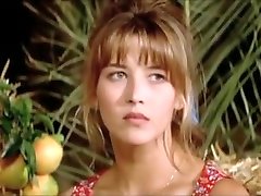 Pour indian shemale hot saree For Sasha 1991 - Sophie Marceau