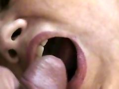 blowjob & cumshot in the mouth direct