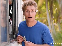 Jade Amber & Michael vixen com pk in Jade Screams for Ice Cream - Brazzers