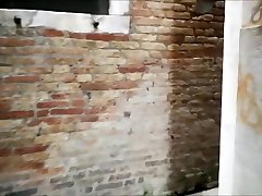 Quickie in an Abandoned House for a Nice Adrenaline Rush