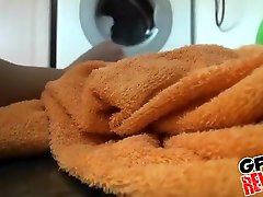 sfruttate sessualmente fidanzata