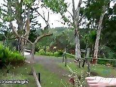 آریل فضل در amateur coeds طول می کشد یک سفر جاده ای بلکه Teases شما در ماشین - ATKGirlfriends