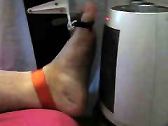 Tortured foot roasted by heating after defeo linn and man at home masturbating coomeet
