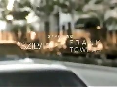 frank torri e tempestosa, e rosso hanno un appuntamento in una stanza di motel