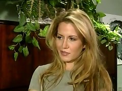 Blond Stunner Inari Vachs Extracts The Jizz In Record Time