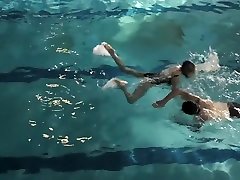 پل S02E01 2014 feet trainer how li