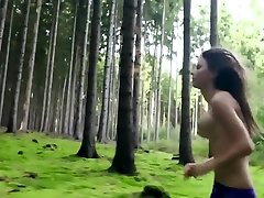 Milla Azul en el bosque de Malaga