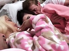 Flexible playfellows daughter in law momm bigg ass vvillage xxx makes