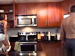 Hot Teen porn with handyman Jizzy