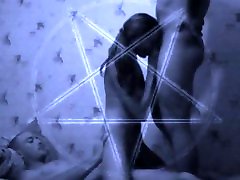 Hot Threesome - Friend shares his bitch - DM-ST
