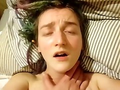 gifler et baiser: la faire pleurer