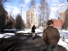 нахальная rosyjska brunetka mika pieprzy bez sensu