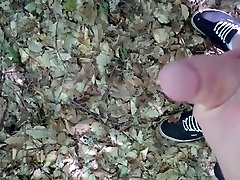 fap nella foresta