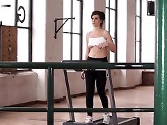 Downblouse Treadmill
