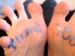 grazie a tutti coloro che amano i miei piedi