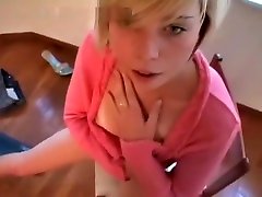 Alexandra Striptease an fingered