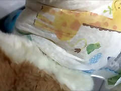 pinkeln in meinem löwen plüsch